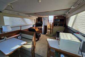 1988 Sea Ray 415 thumbnail 30