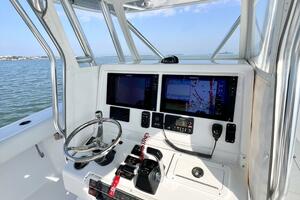 Photo 5851512 for 2015 Freeman 34VH  