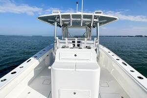 Photo 5851511 for 2015 Freeman 34VH  