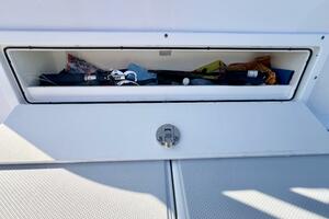 Photo 5851535 for 2015 Freeman 34VH  