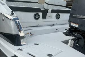 29ft Regal Yacht For Sale