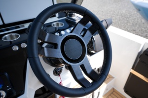 Photo 7399963 for 2027 De Antonio Yachts D32  