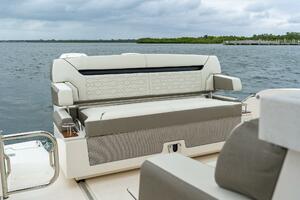 34FT (10.36M) TIARA SPORT