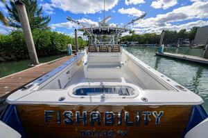 Valhalla 41 - Fishability - Transom Photo