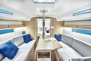 34ft Beneteau Yacht For Sale