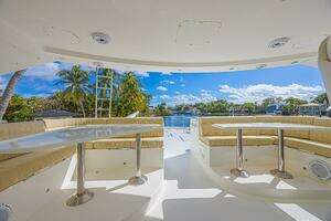 2010 Ocean Alexander 74 Motoryacht thumbnail 19