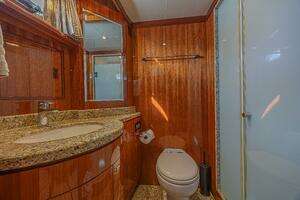 2010 Ocean Alexander 74 Motoryacht thumbnail 48