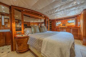 Margarita 74ft Ocean Alexander Yacht For Sale