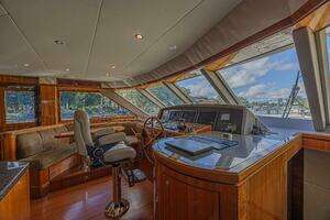 2010 Ocean Alexander 74 Motoryacht thumbnail 40