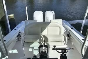 27ft Everglades Yacht For Sale