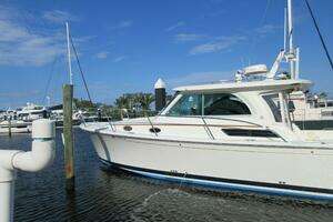  2020 Back Cove 34O Yacht For Sale in Nassau 
