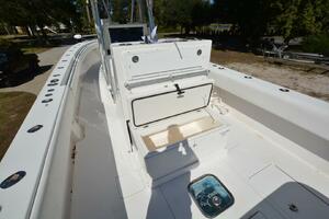 Hot Hooks 33ft Contender Yacht For Sale