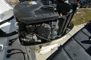 Hot Hooks 33ft Contender Yacht For Sale