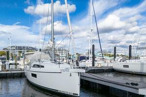 30ft Beneteau Yacht For Sale