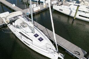30ft Beneteau Yacht For Sale