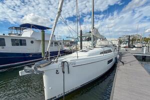 30ft Beneteau Yacht For Sale