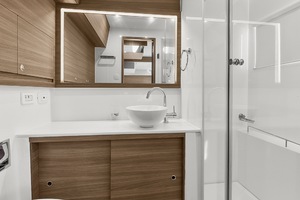 54ft Aquila Yacht For Sale