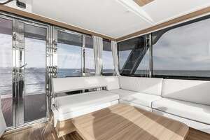 2022 Aquila 54 thumbnail 62
