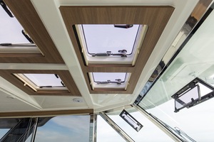 54ft Aquila Yacht For Sale