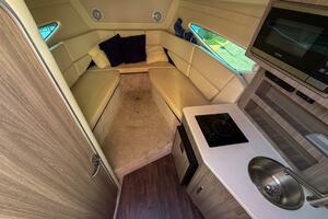 27ft Regal Yacht For Sale