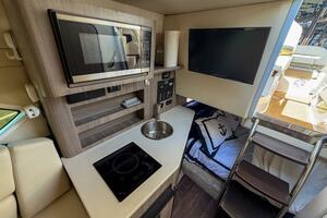 27ft Regal Yacht For Sale