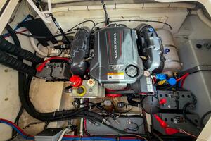 27ft Regal Yacht For Sale