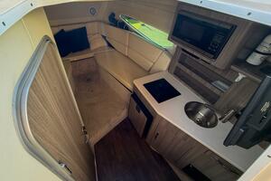 27ft Regal Yacht For Sale