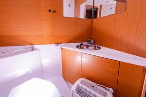 Coopers 52ft Jeanneau Yacht For Sale