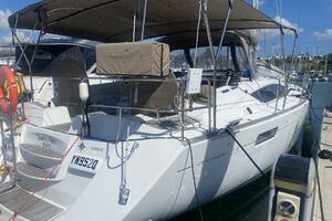 Coopers 52ft Jeanneau Yacht For Sale