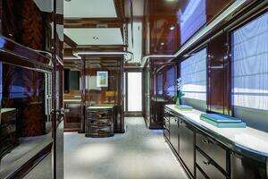 2014 Feadship 60 Meter Motor Yacht thumbnail 22