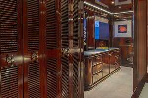 2014 Feadship 60 Meter Motor Yacht thumbnail 25