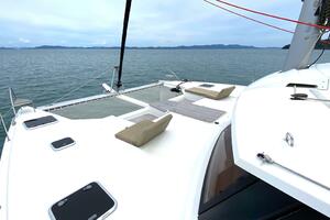 Absinthe 49ft Fountaine Pajot Yacht For Sale