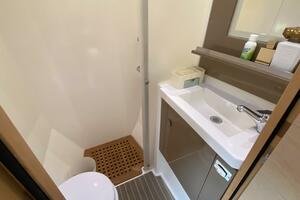 Absinthe 49ft Fountaine Pajot Yacht For Sale