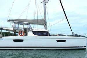 Absinthe 2017 Fountaine Pajot Saba 50 Maestro Yacht For Sale in Phuket 