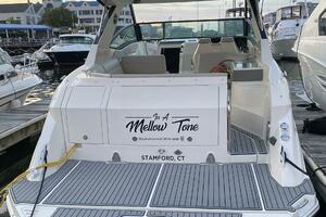 32ft Sea Ray Yacht For Sale