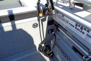 25ft Hewes Yacht For Sale