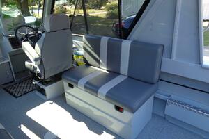 25ft Hewes Yacht For Sale