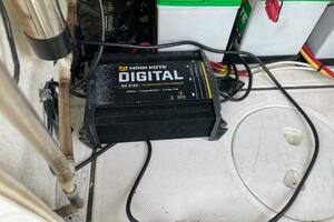 22ft Sea Born Yacht For Sale