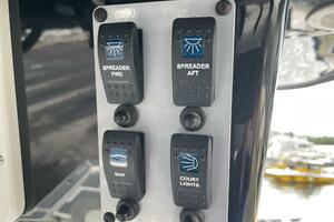 22ft Sea Born Yacht For Sale