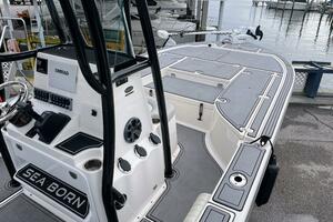 22ft Sea Born Yacht For Sale