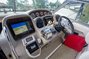 Nauti Yachty 37ft Sea Ray Yacht For Sale