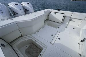FISHY BUSINESS 39ft SeaVee Yacht For Sale
