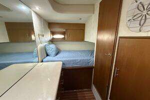 2001 Ocean Yachts 40 Express Bridge thumbnail 20
