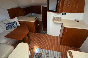 2001 Ocean Yachts 40 Express Bridge thumbnail 12