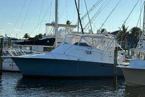 2001 Ocean Yachts 40 Express Bridge thumbnail 2