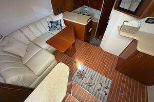 2001 Ocean Yachts 40 Express Bridge thumbnail 10