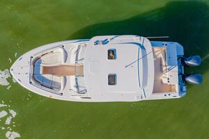 33ft Grady White Yacht For Sale