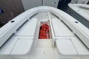 32ft SeaVee Yacht For Sale