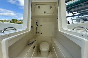 32ft SeaVee Yacht For Sale