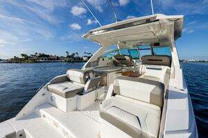  2022 Tiara Yachts 34 LX Yacht For Sale in Jupiter FL